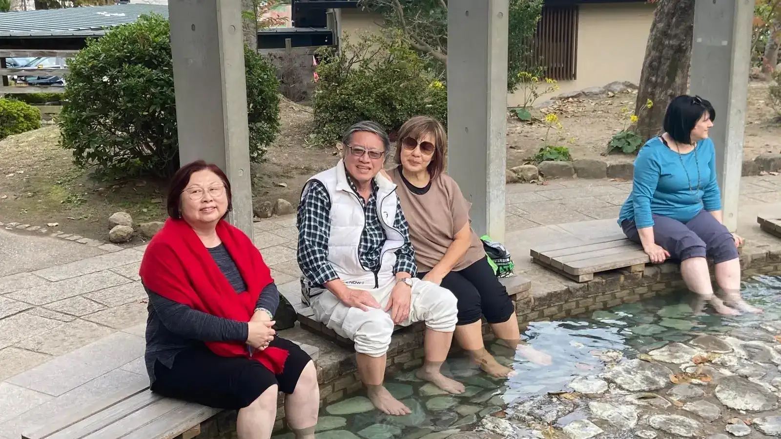 Seven hells hot spring footbath