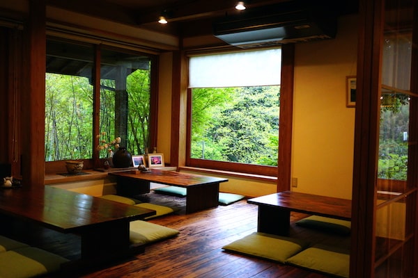 yoga retreat location japan1