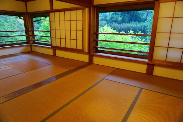 yoga retreat location japan5